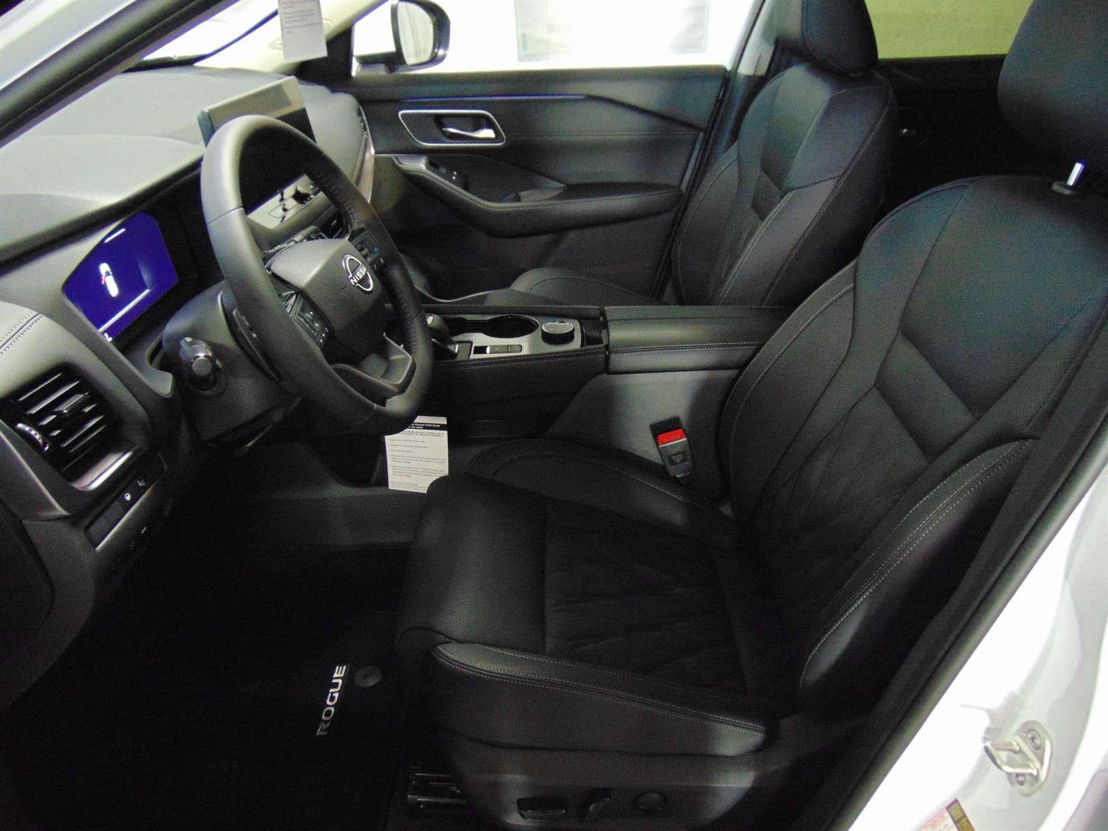 2026 Nissan Rogue 2026.5 AWD PLATINUM